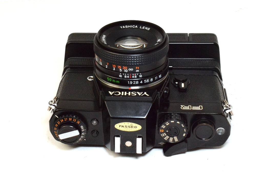 Fotocamera analogica Yashica FR con winder e ML 50mm F1.9