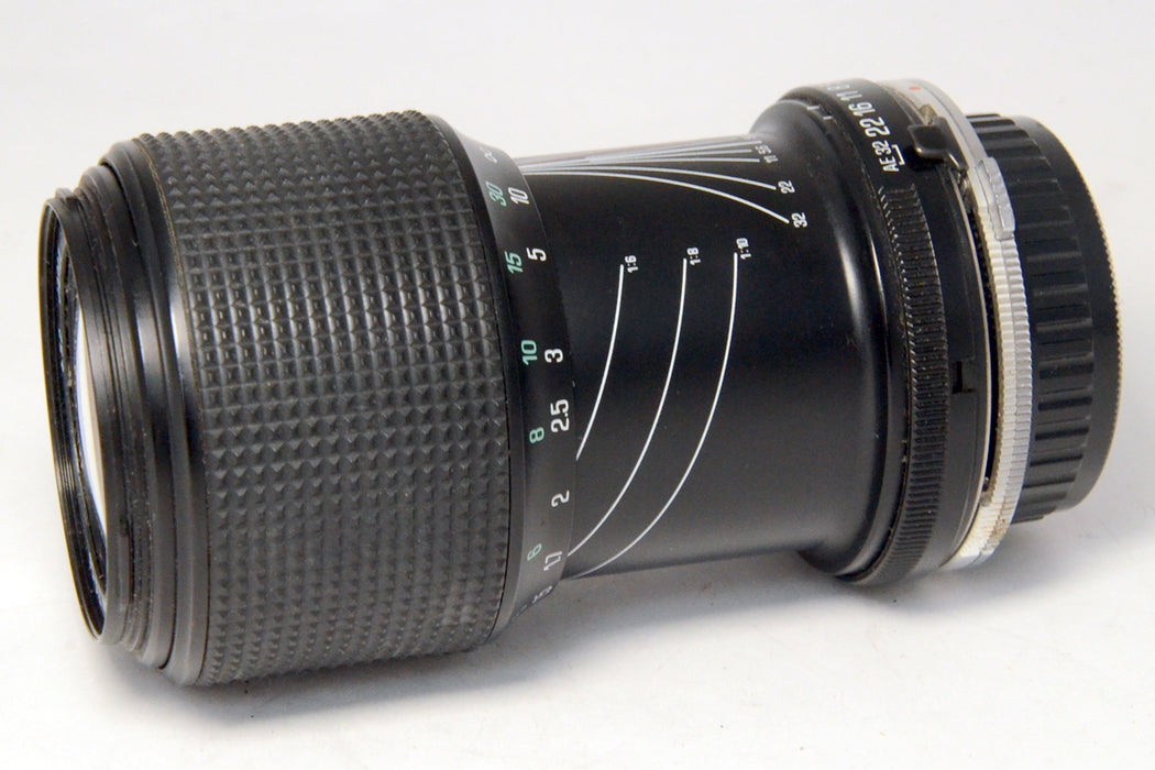 Tamron Zoom 70-210mm F1:4-5.6 Montatura per Olympus OM