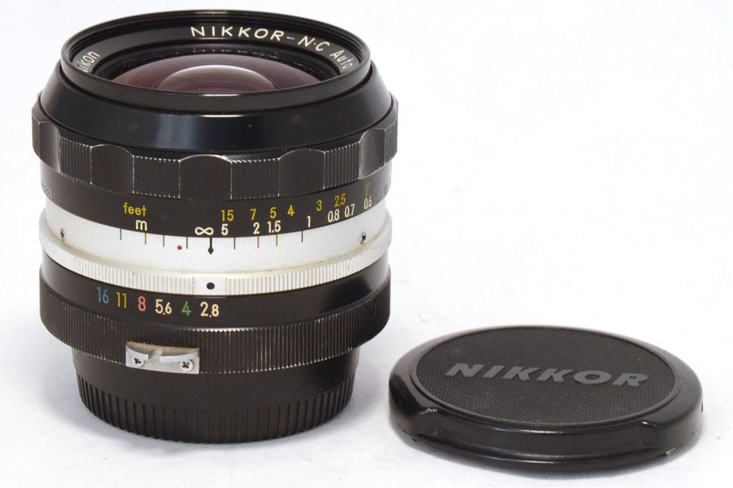 Nikon non AI Nikkor N.C 24mm F 2.8 Supergrandangolo Luminoso OK +++