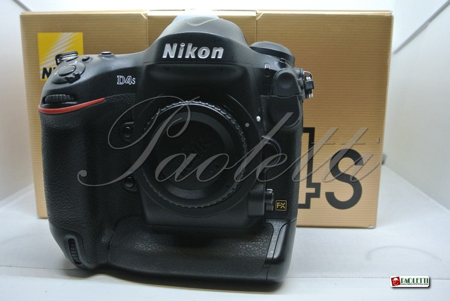 Nikon D4s Usata