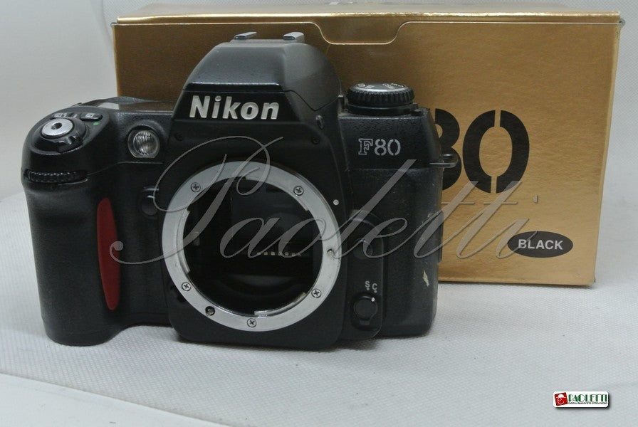 Nikon F 80 Usata