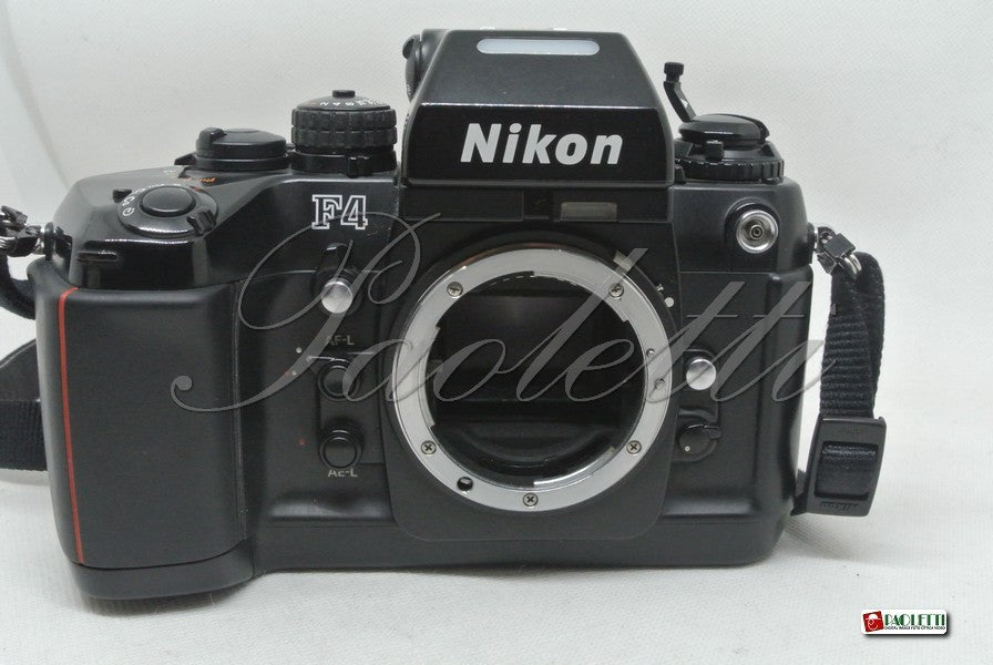 Nikon F4 MB-21( dorso MF-23 300770) Usato