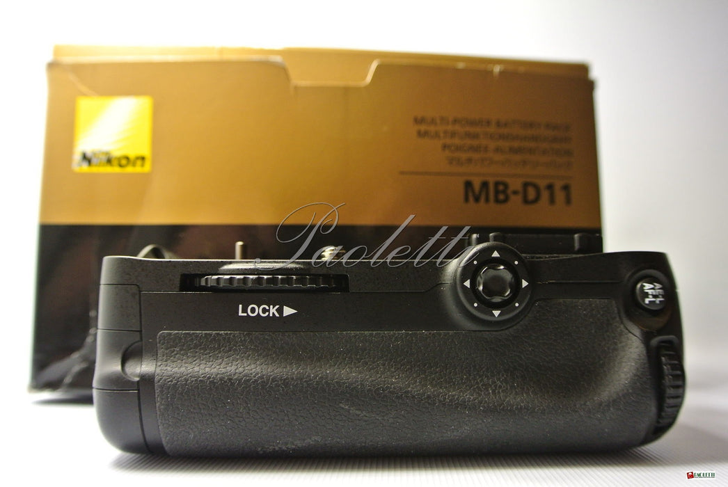 Nikon Multi-Power Battery Pack MB-D11 per D7000