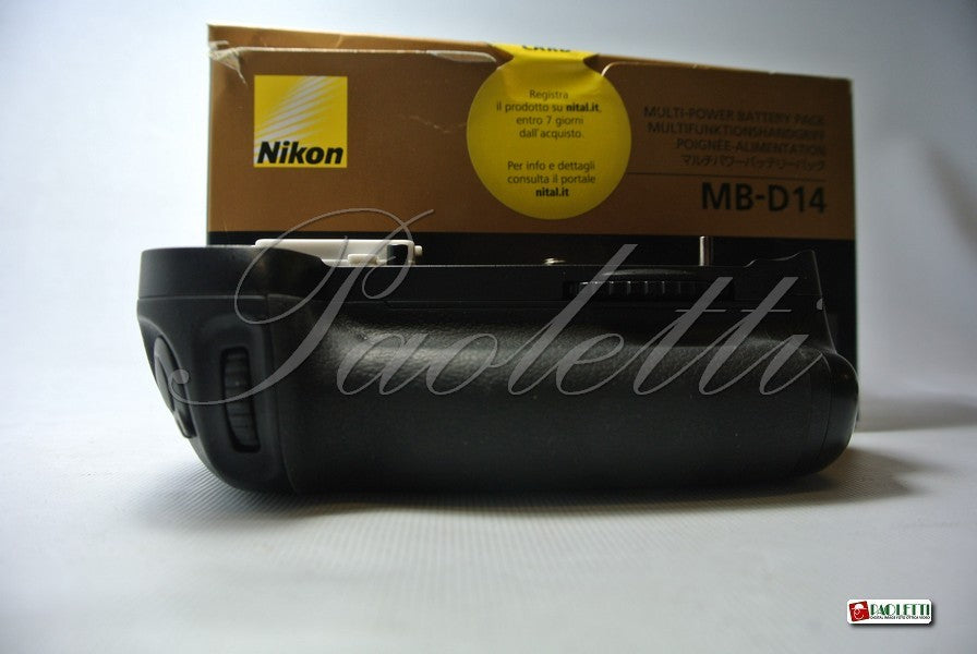 Nikon Multi-Power battery pack MB-D14 Nikon D600 / 610