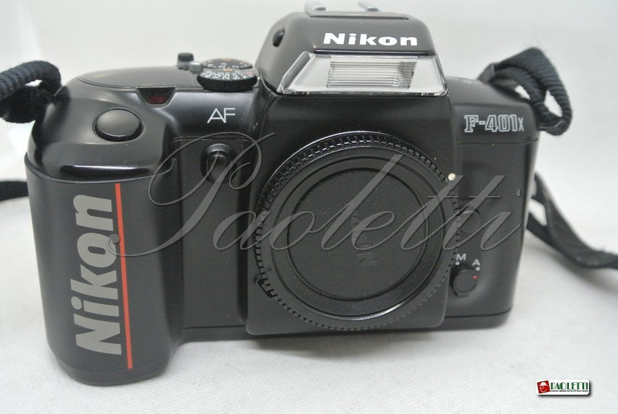 Nikon F-401x AF Usato