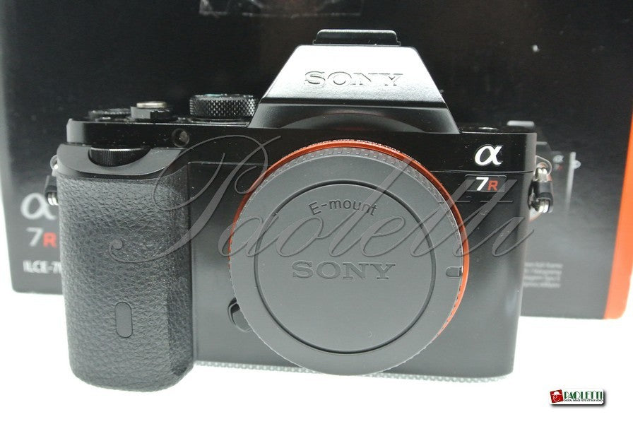 Sony Alpha 7R Usata