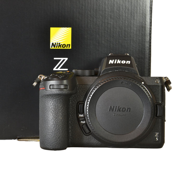 NIKON Z5 CORPO SCATTI 25.587 - USATO